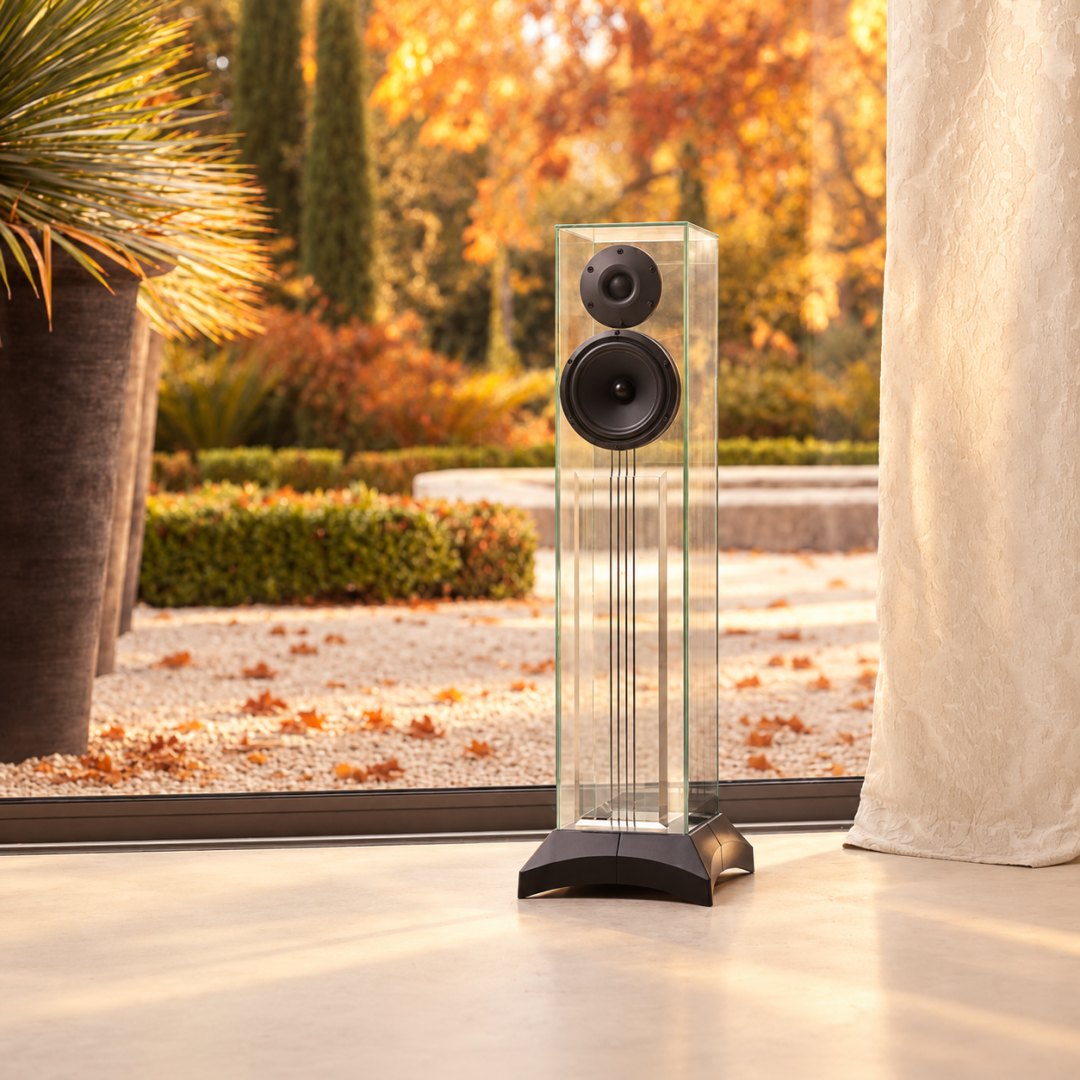 A glass-enclosure loudspeaker